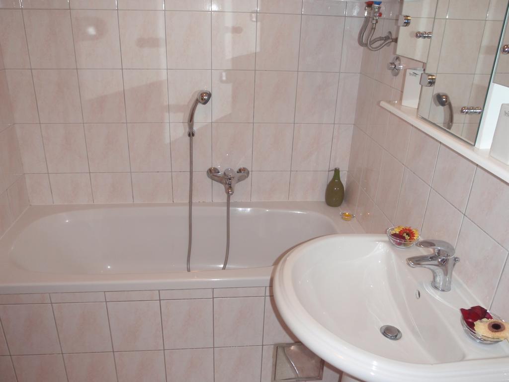 Apartment Mara Спліт Екстер'єр фото