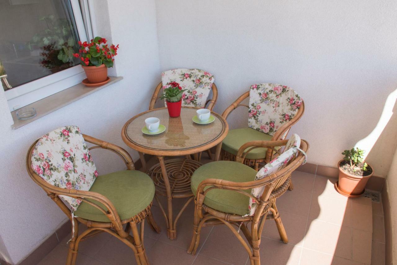 Apartment Mara Спліт Екстер'єр фото